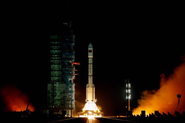 China Launches Its First Space Laboratory Module Tiangong-1