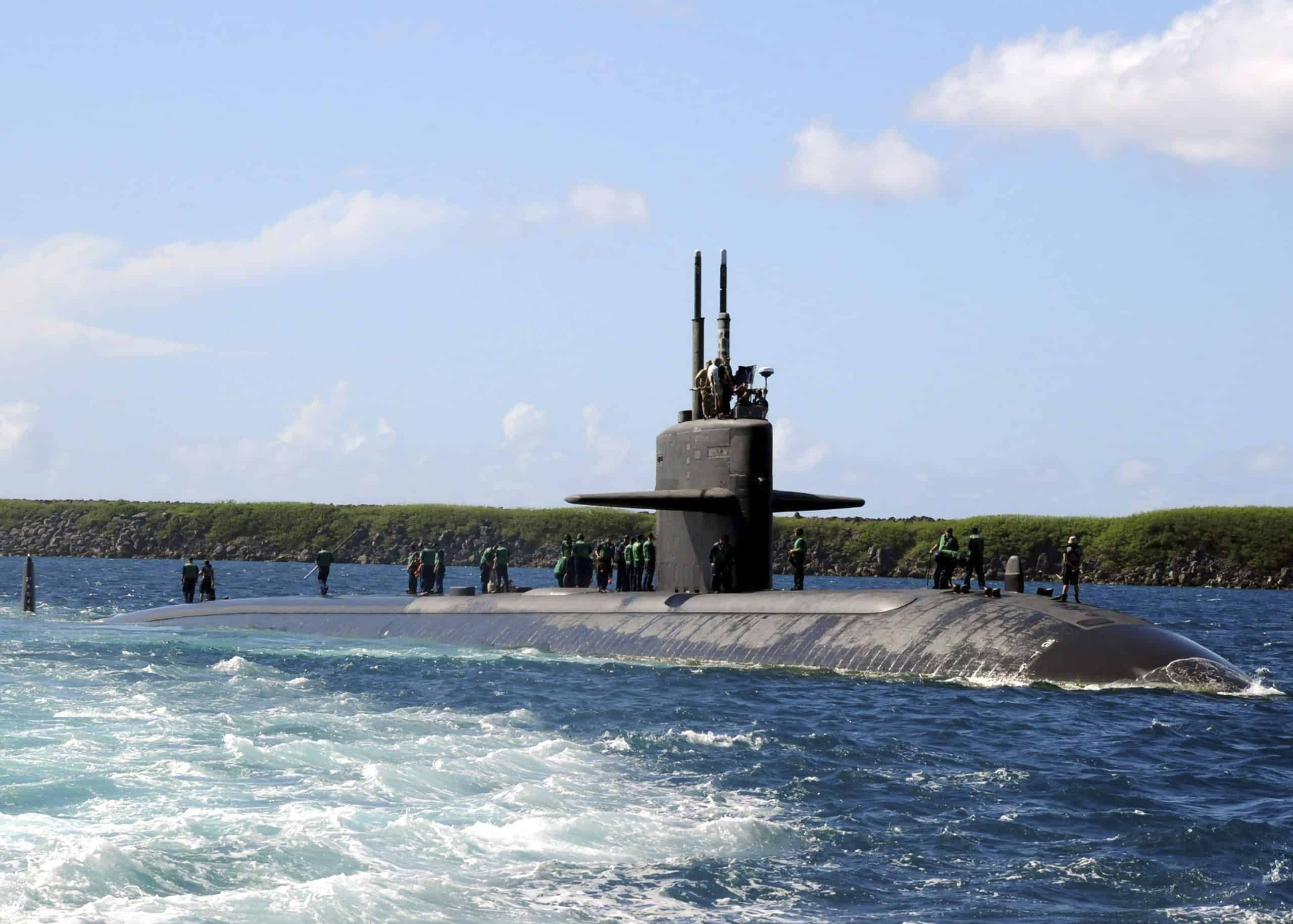 October 20, 2009 - The fast-attack submarine USS Los Angeles (SSN 688) transits near Apra Harbor, Guam after returning from an underway period.