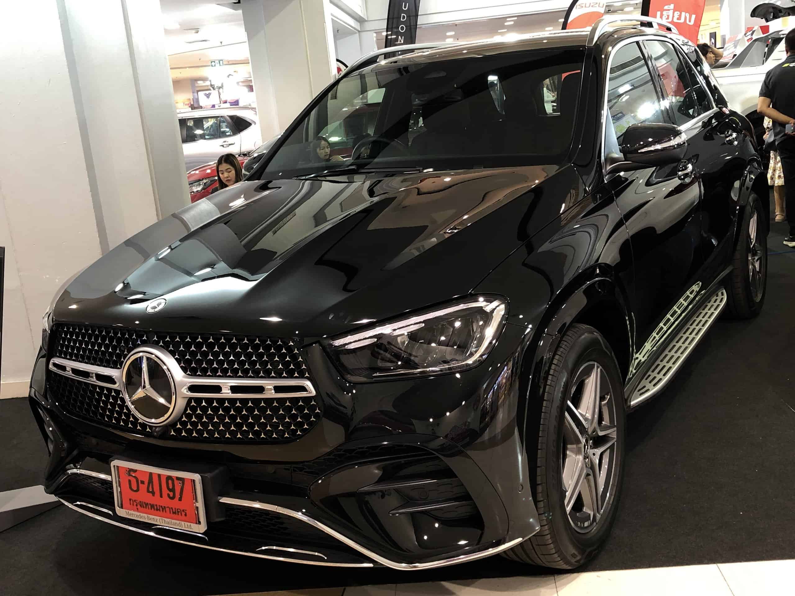 2024 Mercedes-Benz GLE-Class GLE300d 4MATIC AMG Line by Chanokchon