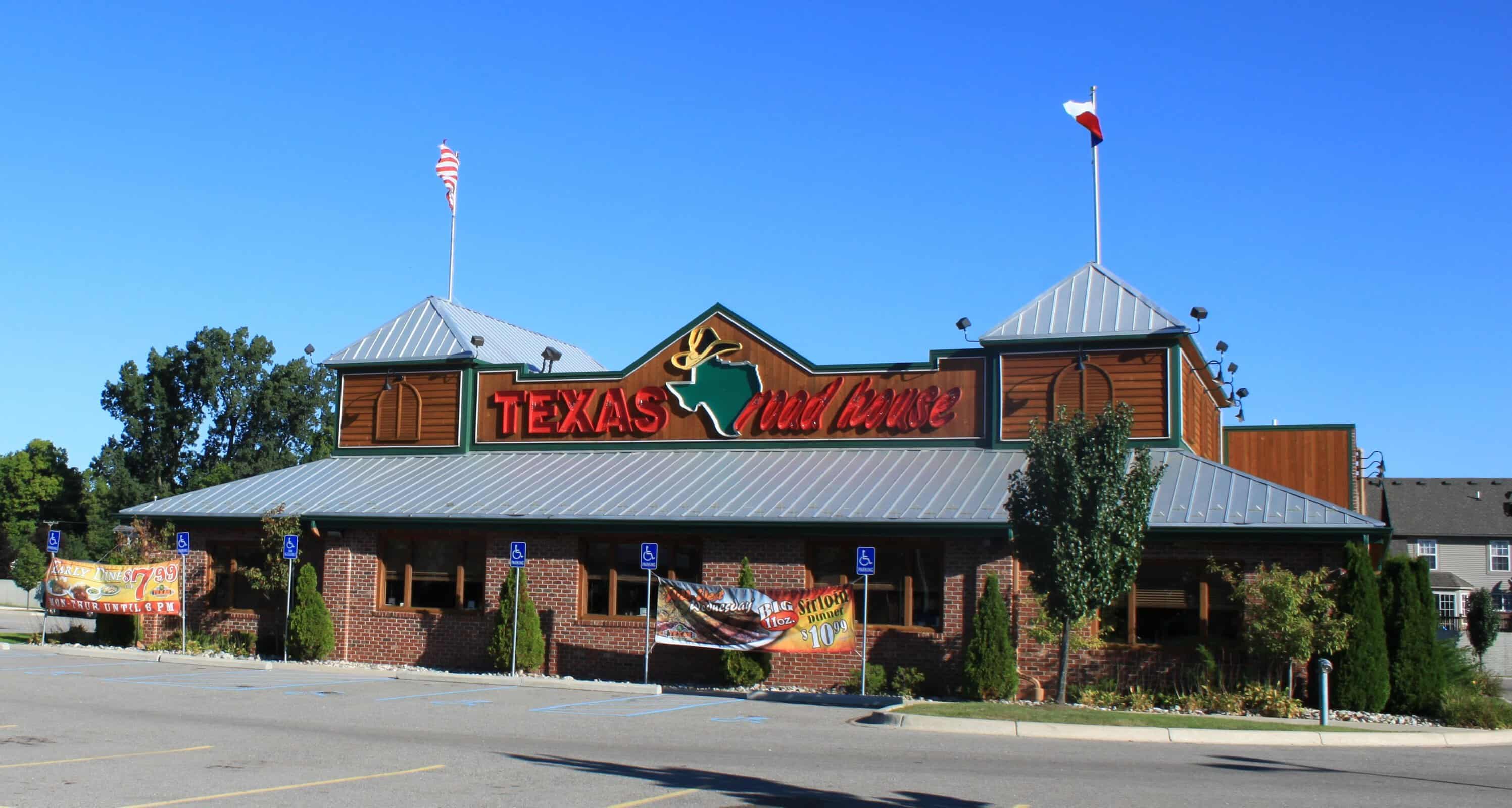 Texas Roadhouse restaurant Westland Michigan by Dwight Burdette