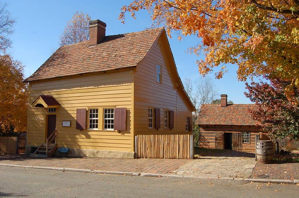 If you own your house, you’re sitting on a “mountain of cash” right now