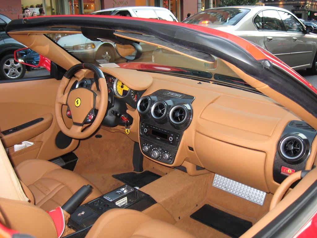 Ferrari F430 Spider F1 interior by CarSpotter