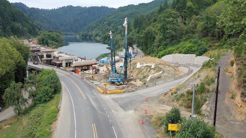 Oregon Highway 38 intersection north of Scottsburg Bridge by OregonDOT