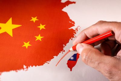 DEM’s 4% Yield Hides a Taiwan Bet as China Falters in 2026