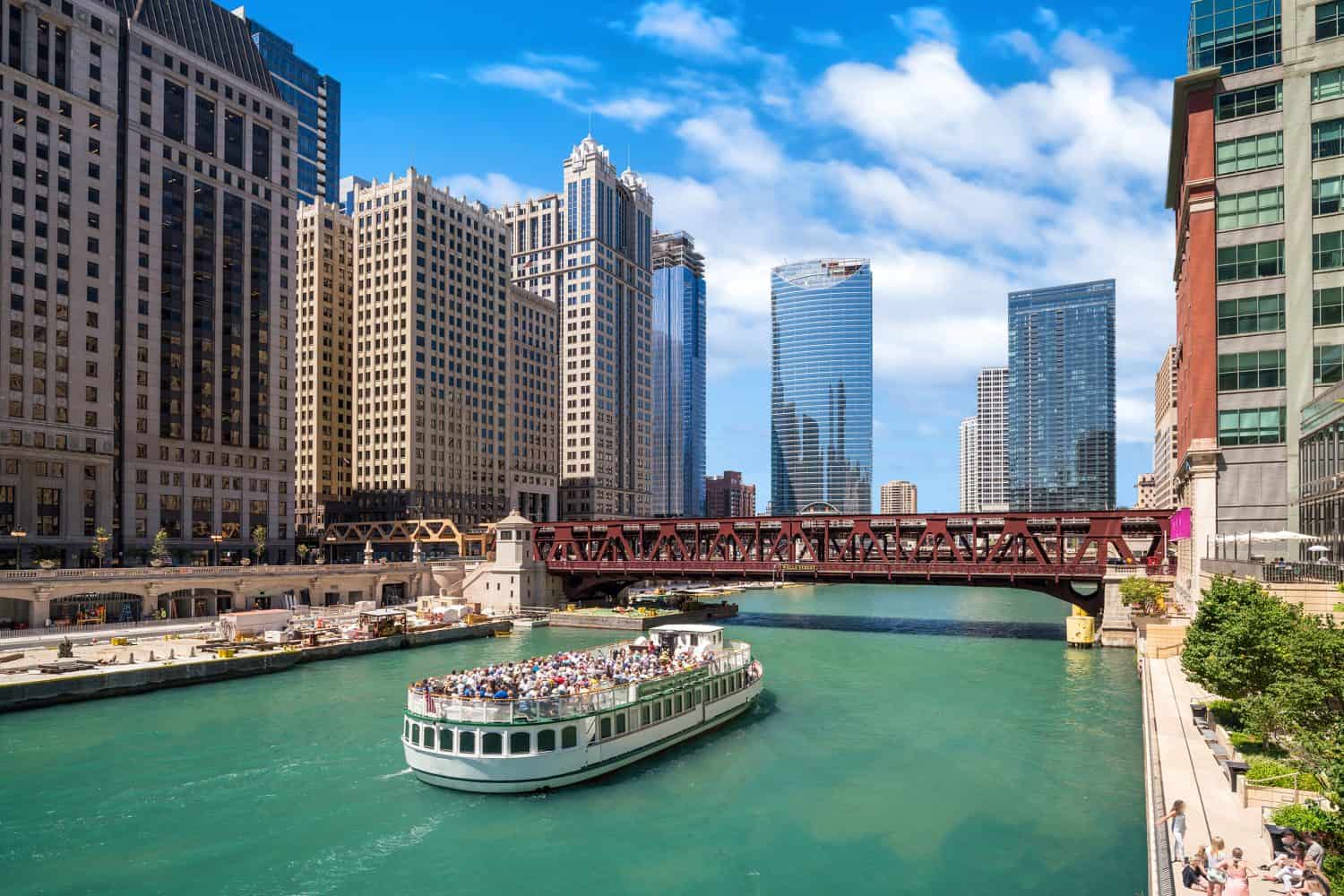 The Chicago River and downtown Chicago skyline USA