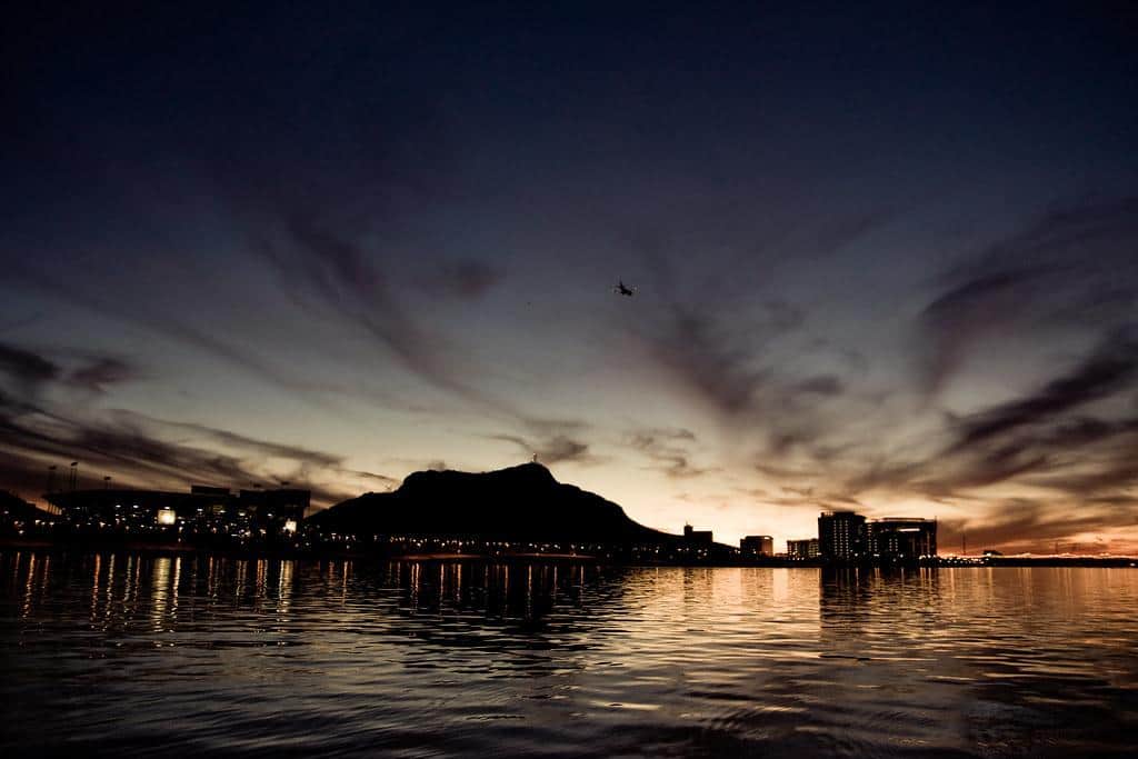 Tempe Town Lake by seantoyer