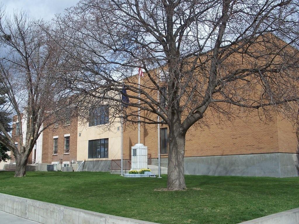 Jerome County Courthouse, Jerome, Idaho by Ken Lund