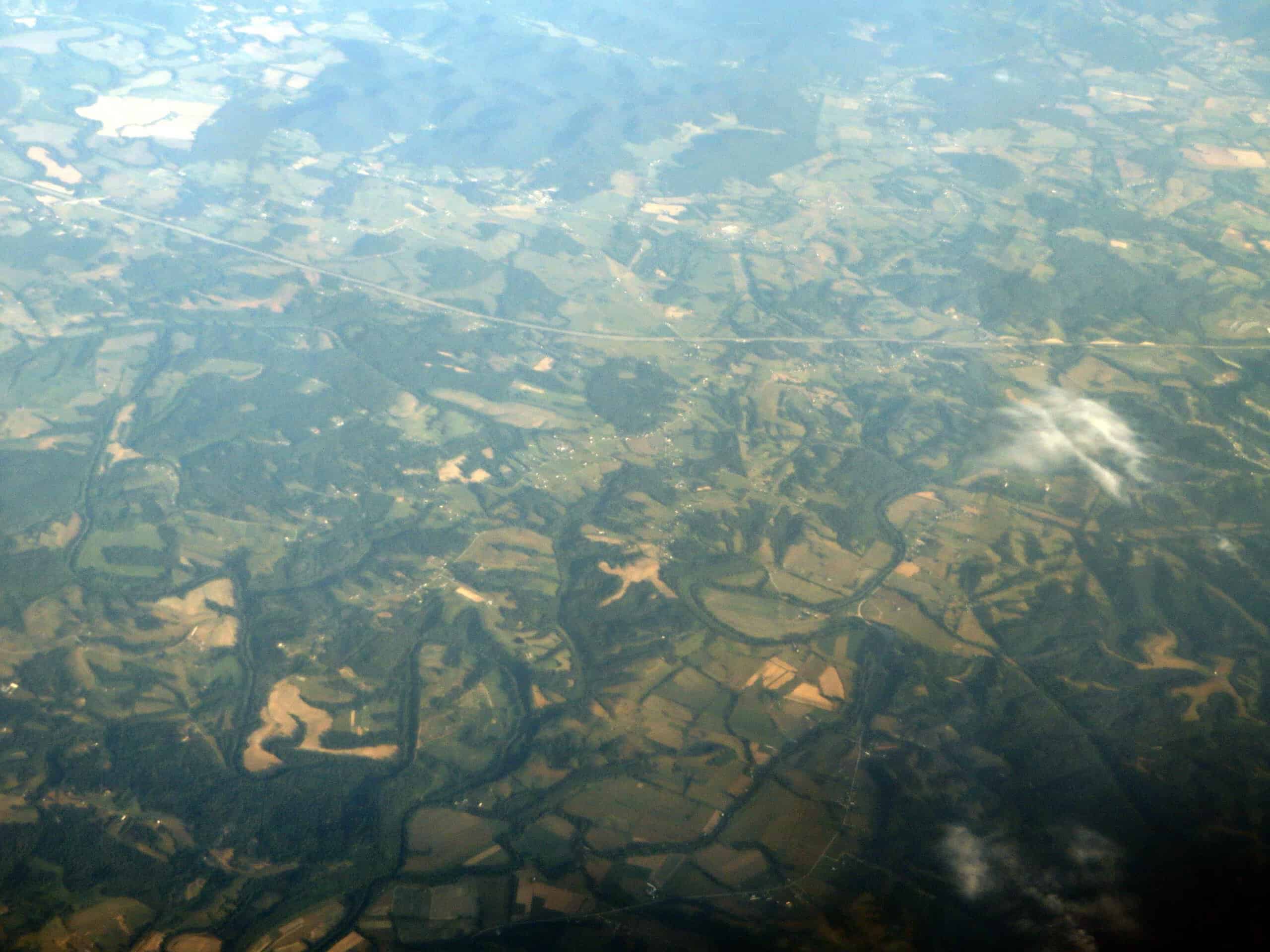 Interstate 64, Polksville, Ken... by Ken Lund