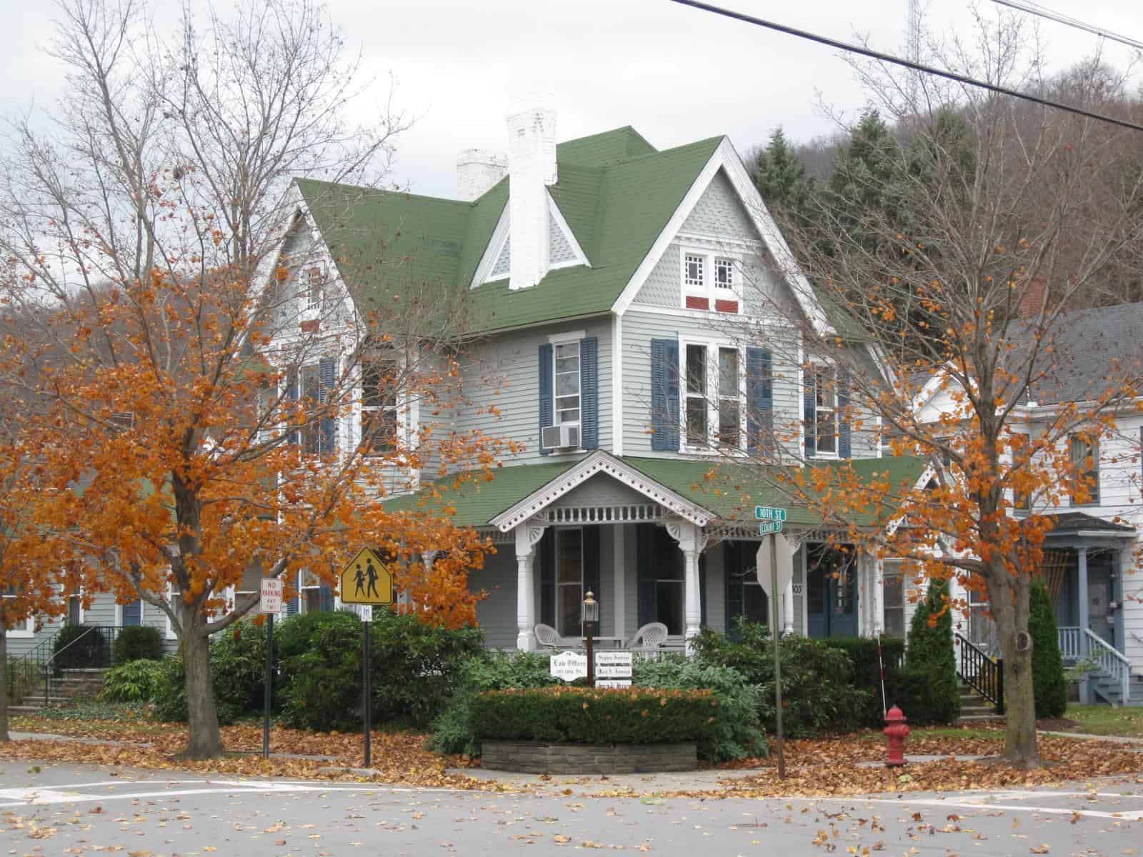 Honesdale, Pennsylvania by Doug Kerr