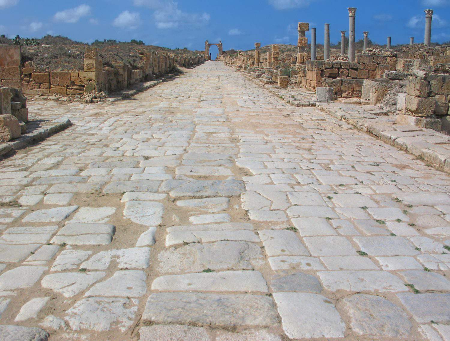 Libya. Leptis Magna. Decumanus maximus (city&#039;s main transverse street)