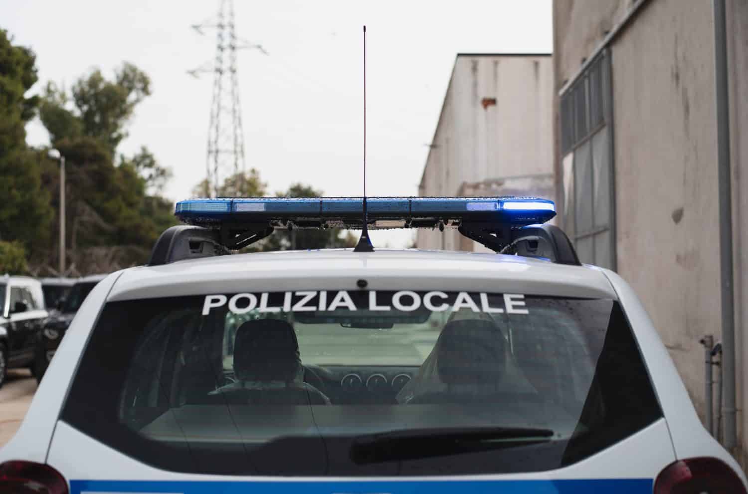 Polizia Locale italiana mezzi ed auto