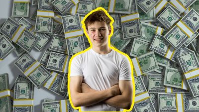 I’m 17 and Considering ULTY. Is This Investment Too Risky for My Future?