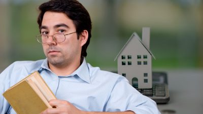 Should I pay off my low-interest student loan before buying a home?