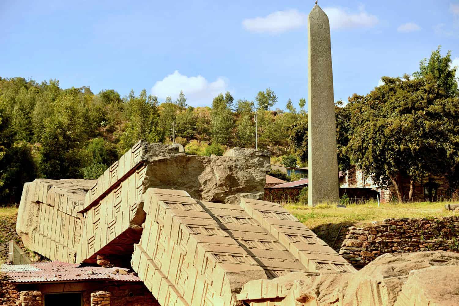 Axum,city located in the Tigray Region, in the northern part of Ethiopia. The thousand stelae in Axum paid honor to the deceased rulers and nobles of the city.Now they can be visited in the park
