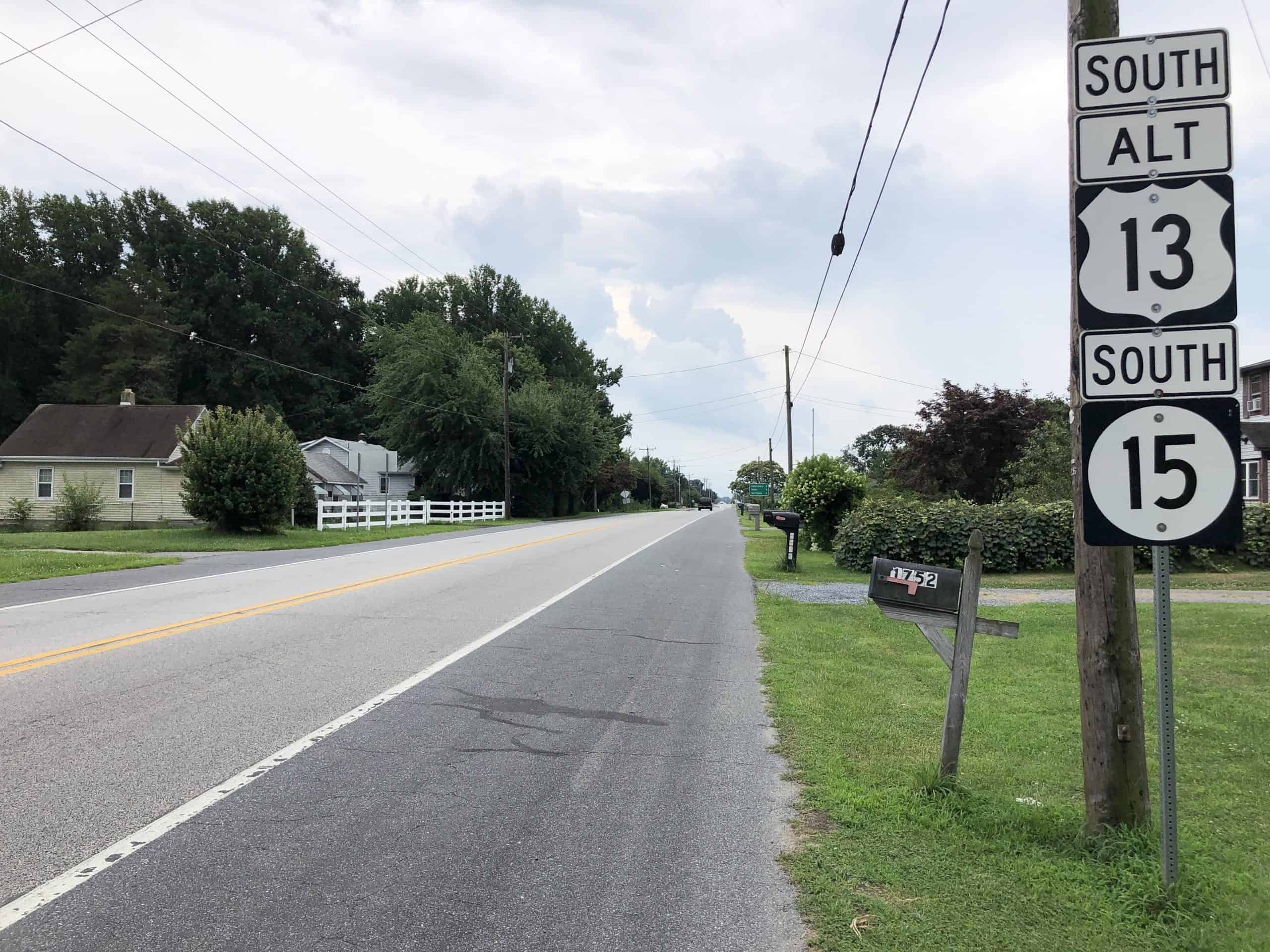 road+in+Delaware | 2022-07-16 17 20 41 View south along U.S. Route 13 Alternate and Delaware State Route 15 (Upper King Road) at Delaware State Route 10 Alternate (Main Street) in Woodside, Kent County, Delaware