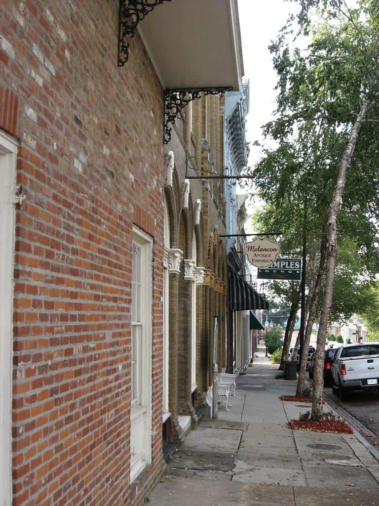 Natchez, Mississippi by Ken Lund