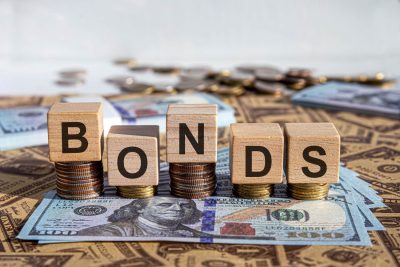 Bonds or Dividend Stocks? Do Both With These Investing Options