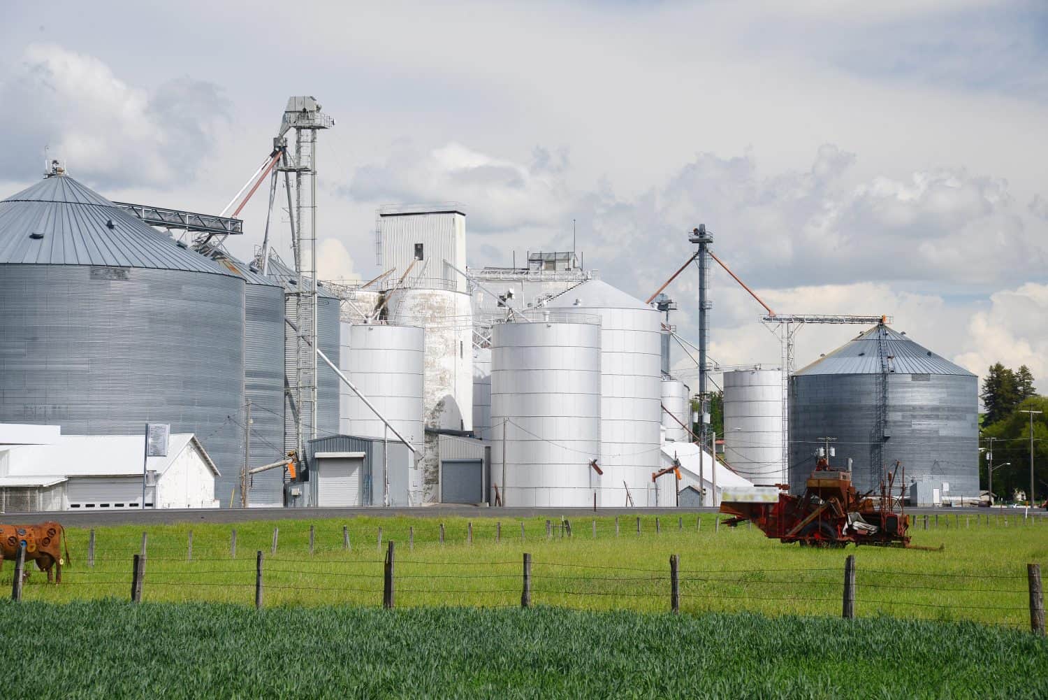 uniontown agriculture industry building in eastern washington