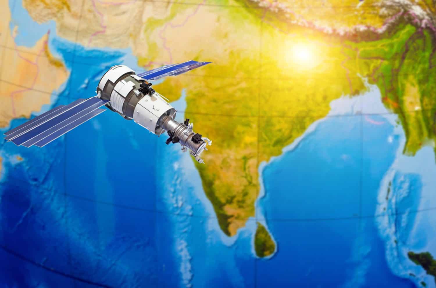 Satellite tracking communications in space over India, Hindustan