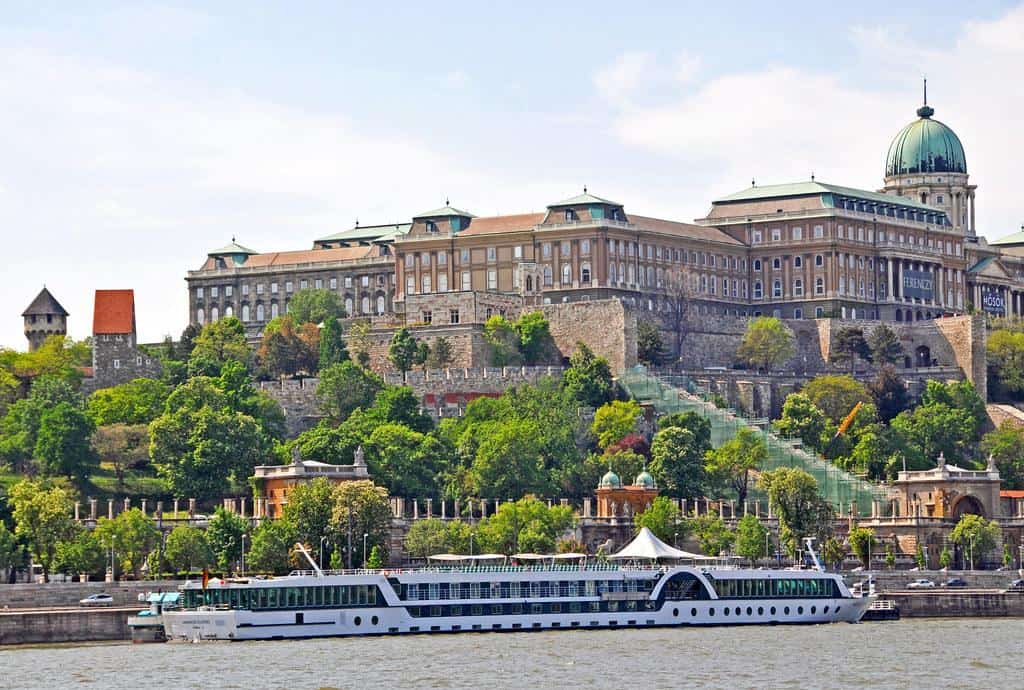 Hungary-0024 - Buda Castle by archer10 (Dennis)