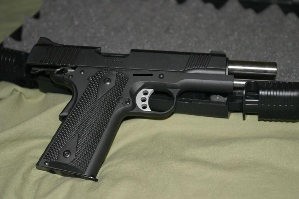Kimber Custom II by Drab Makyo