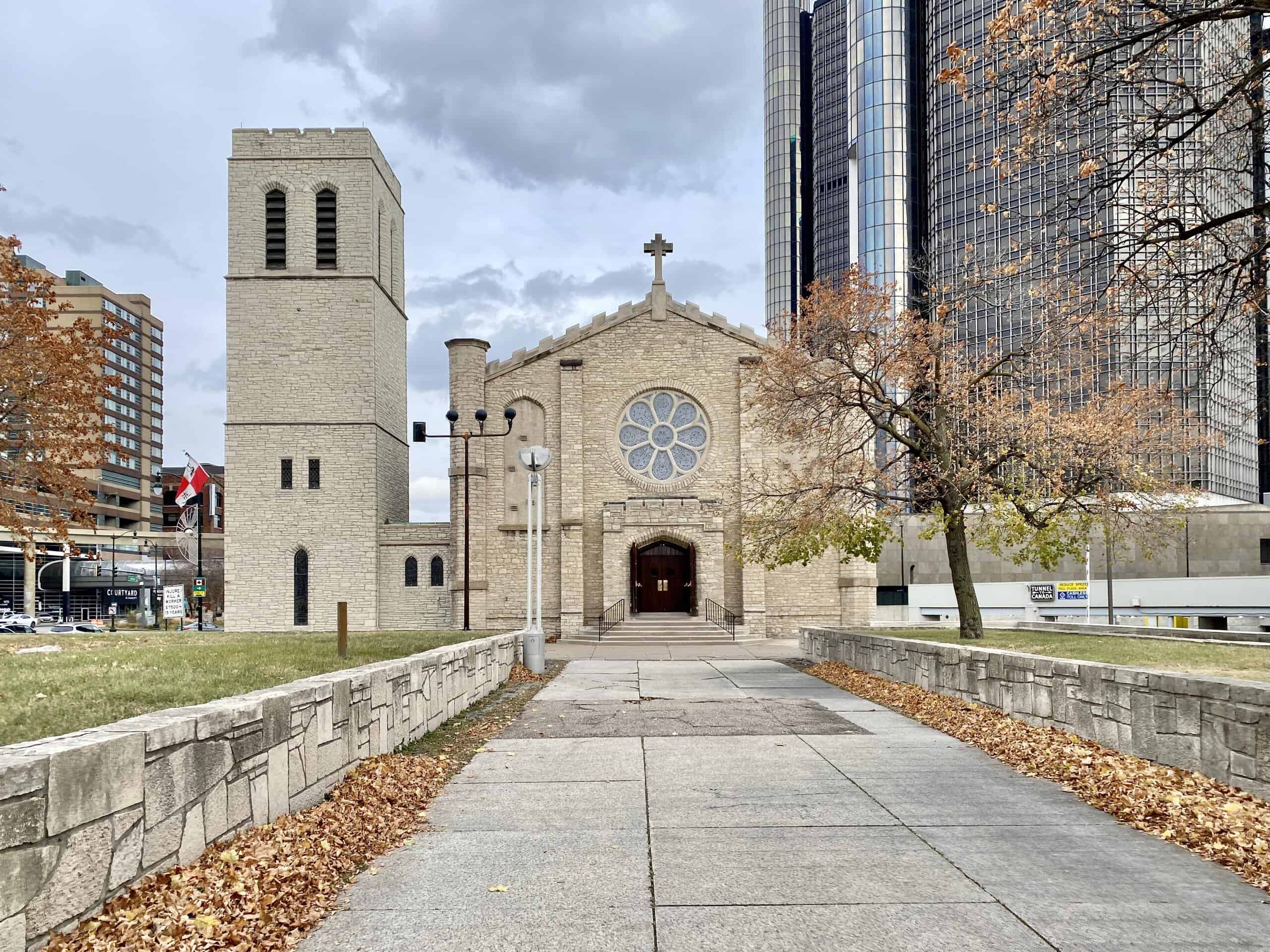Mariners Church, Jefferson Ave... by Warren LeMay