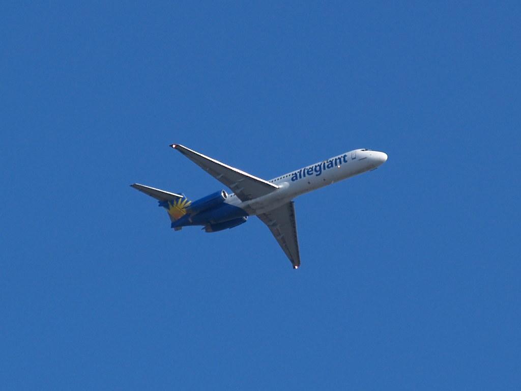 Allegiant Airlines by lostinfog