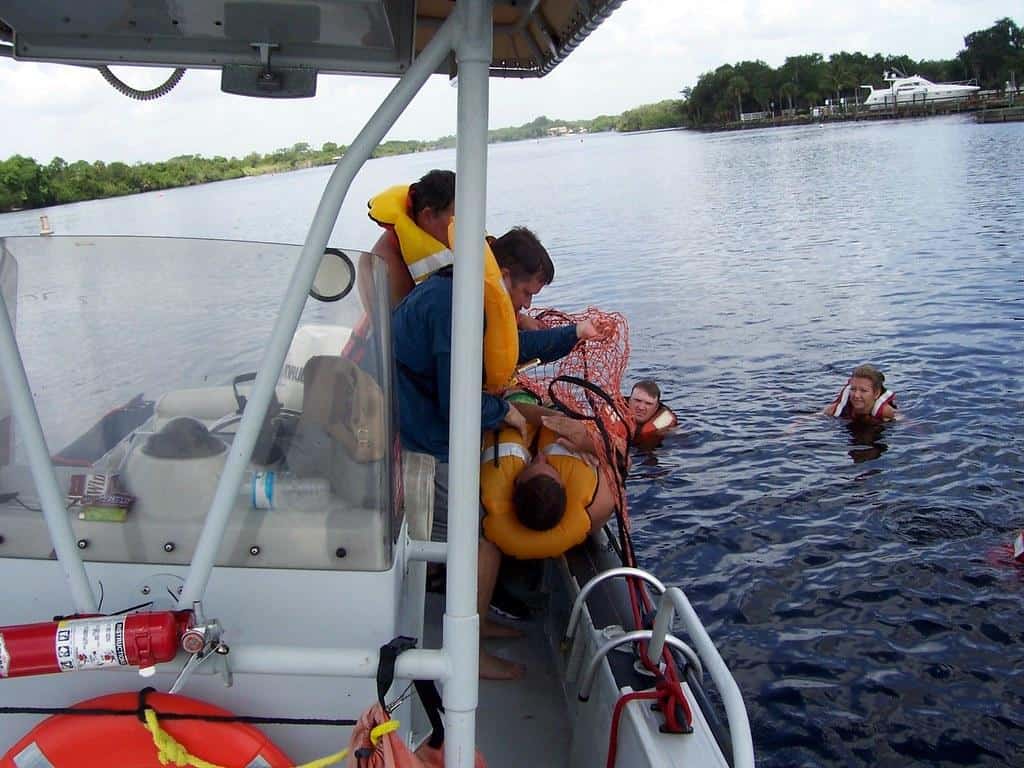 Motorboat operator training by JaxStrong