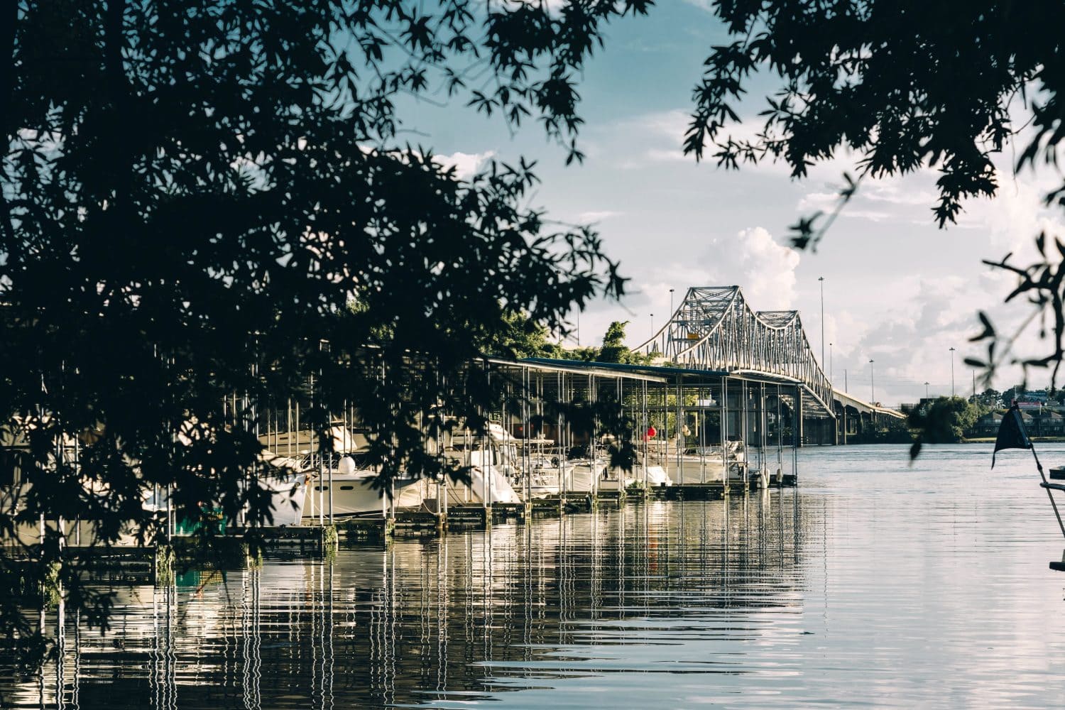 A beautiful shot of a Steamboat Bill Bridge across the Tennessee River in Decatur, Alabama