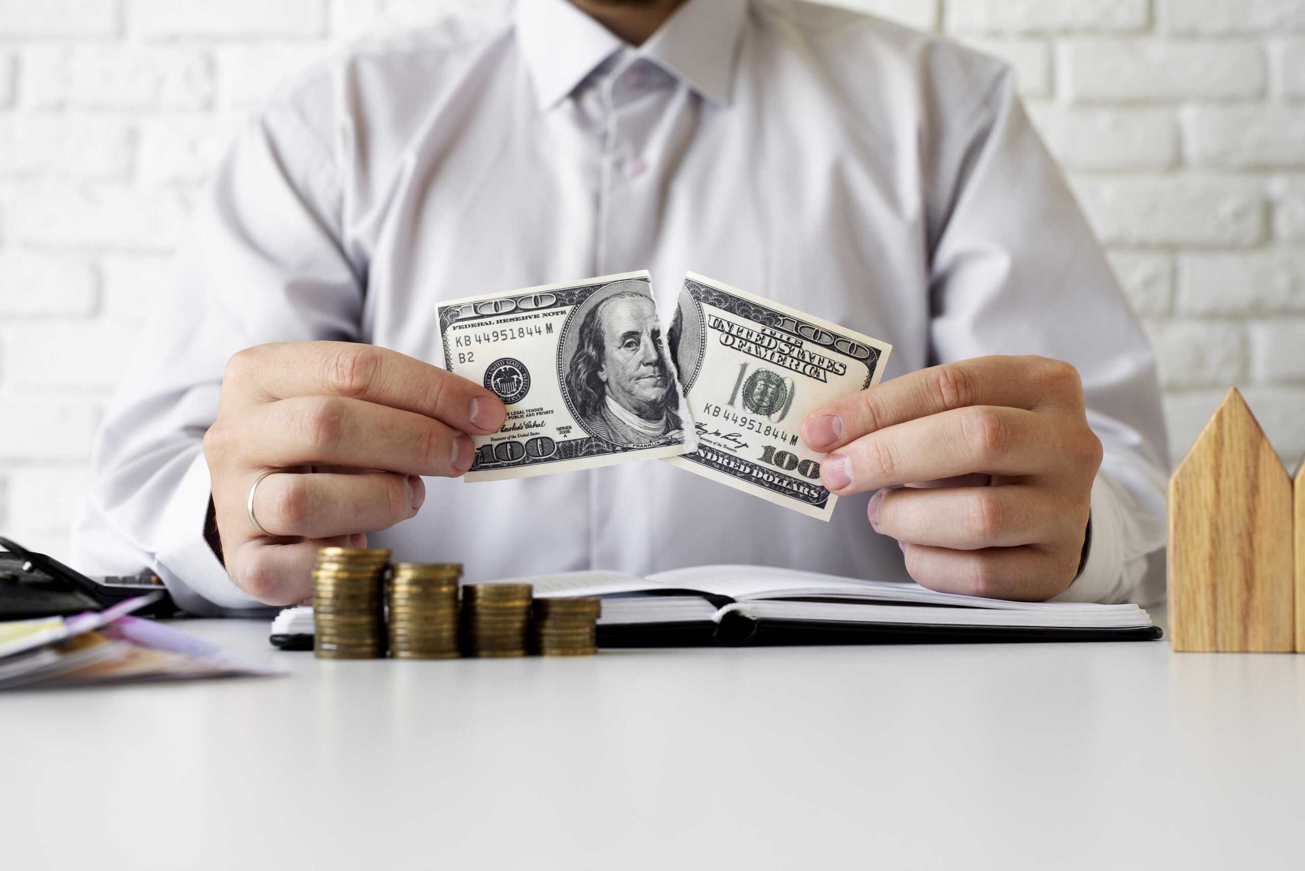 Schwab U.S. Dividend Equity ETF Just Cut Its Dividend. Time to Panic?