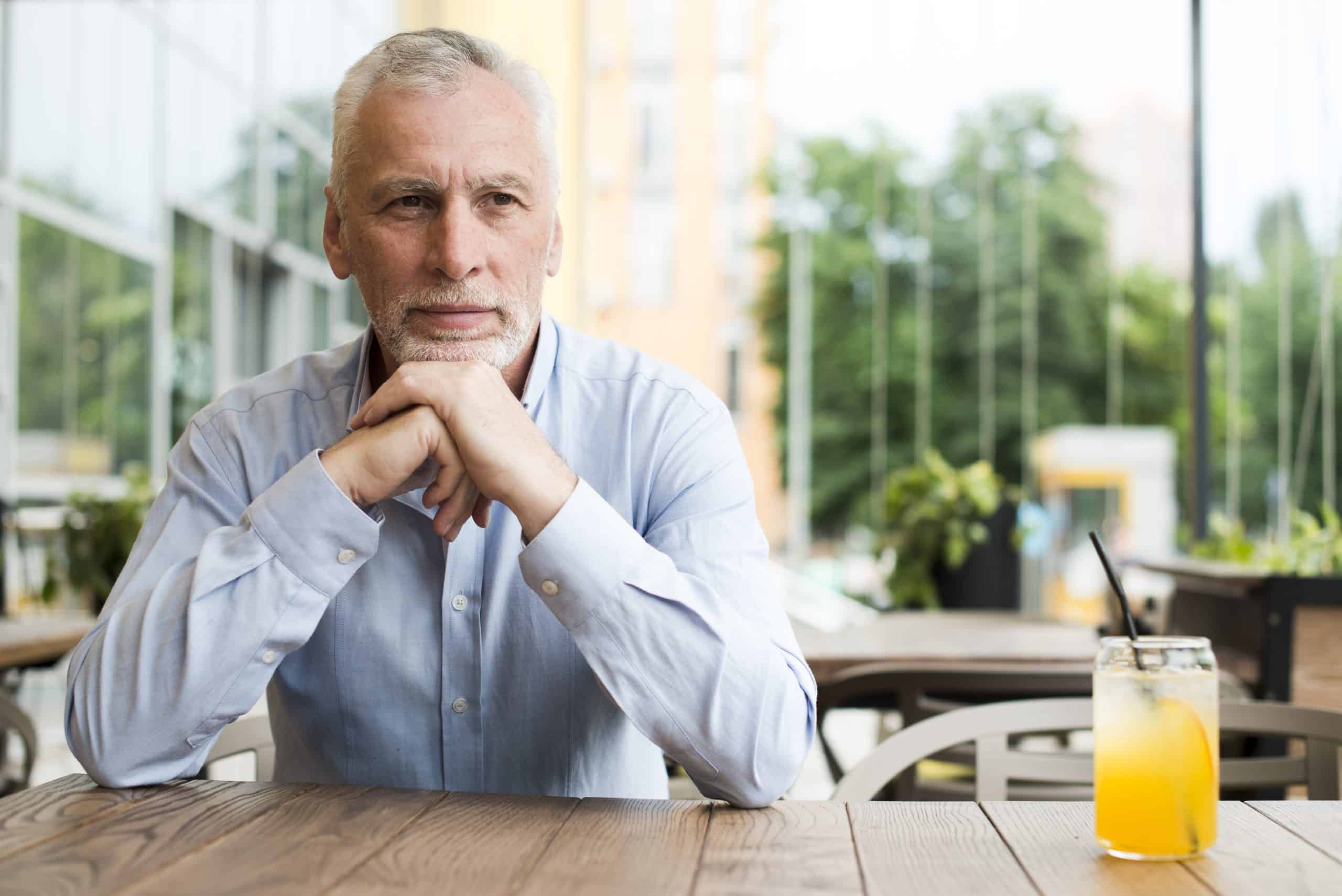 A $900,000 Stock Portfolio Exposed to Just Three Sectors Is a Retirement Time Bomb