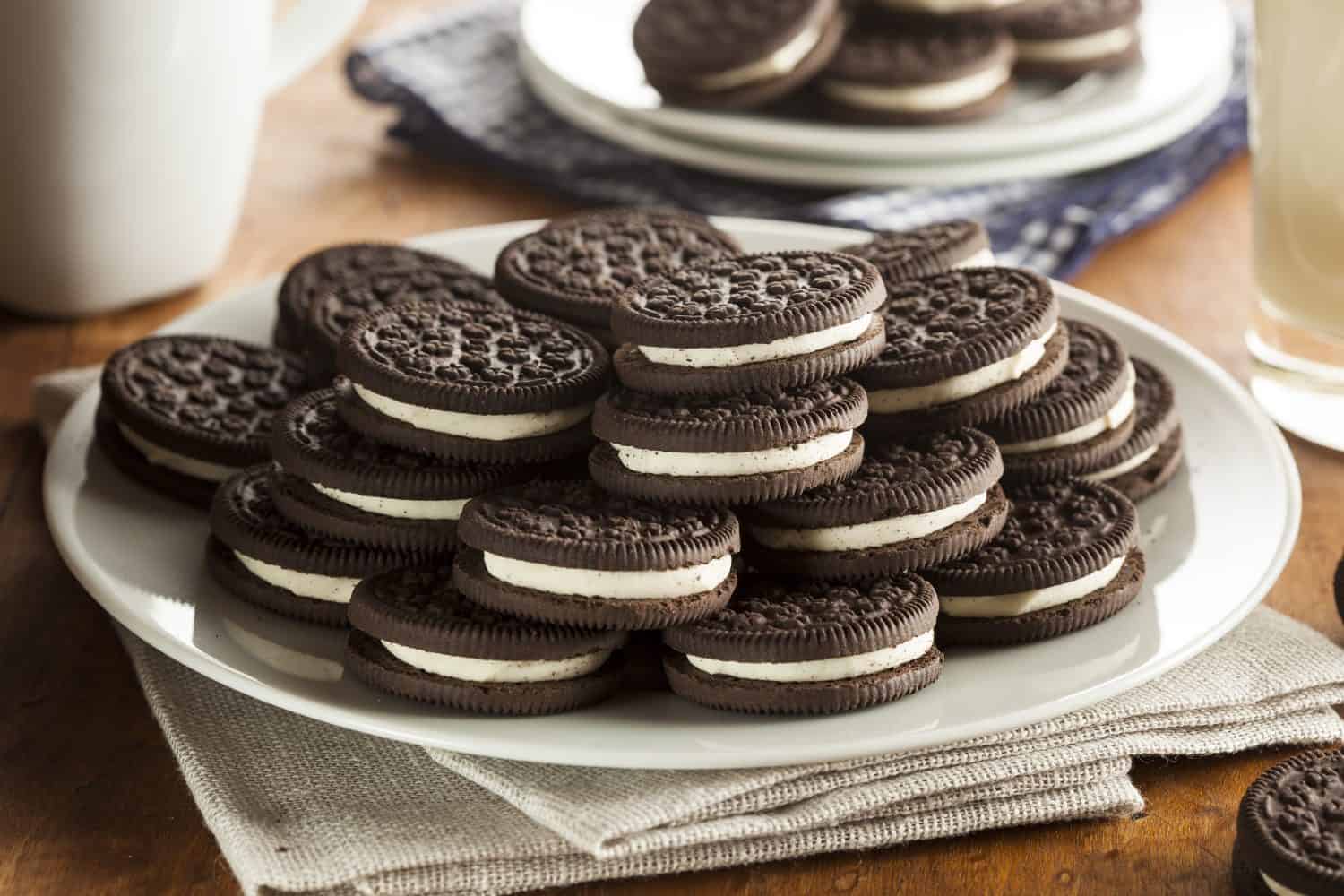 Unhealthy Chocolate Cookies with Vanilla Cream Filling