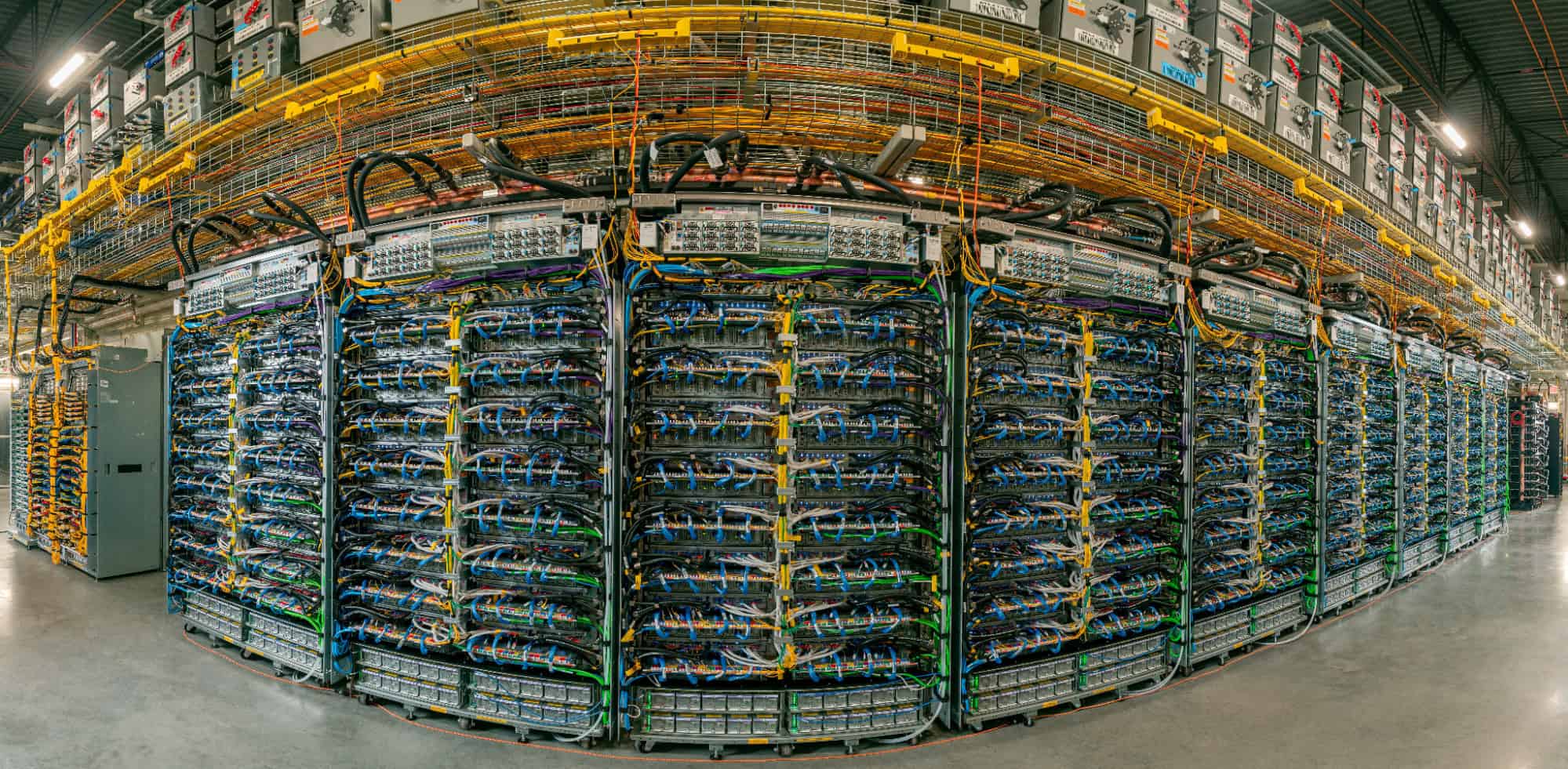 Meta, Amazon, and Goolge Lead a $700 Billion Capex Wave: What Stocks Win Beyond NVIDIA?
