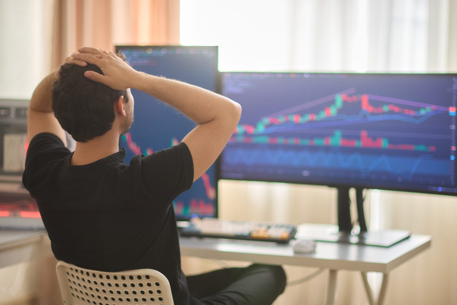 He Quit His Job to Bet on Prediction Markets Full-Time: Why Casual Bettors Should Think Twice