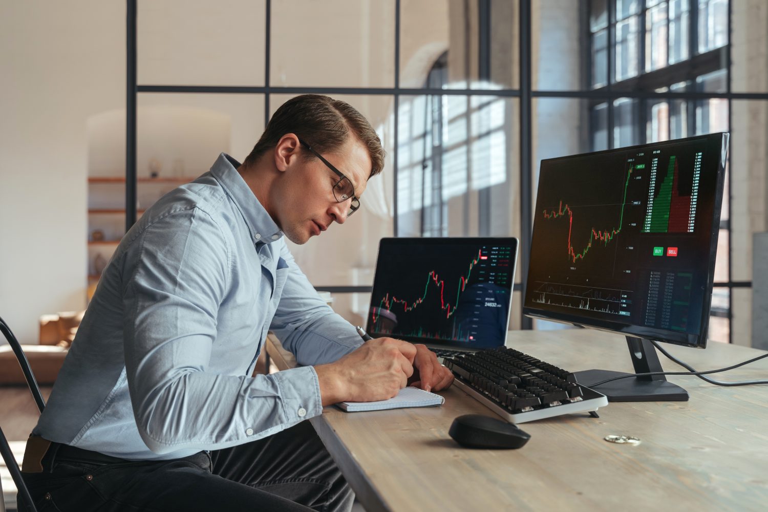 Ripple (XRP) Price Prediction: Vincent Van Code Used AI to Predict XRP at $500